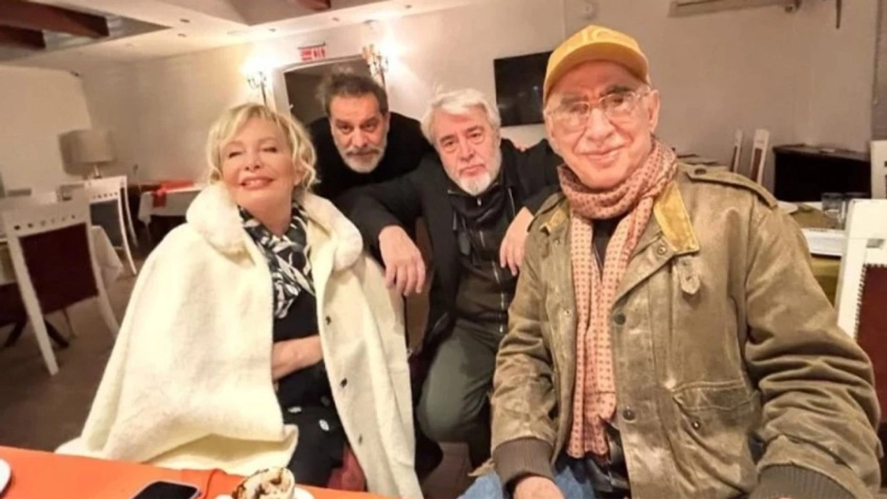 Şener Şen: Yakında öldüm, haberiniz var mı?