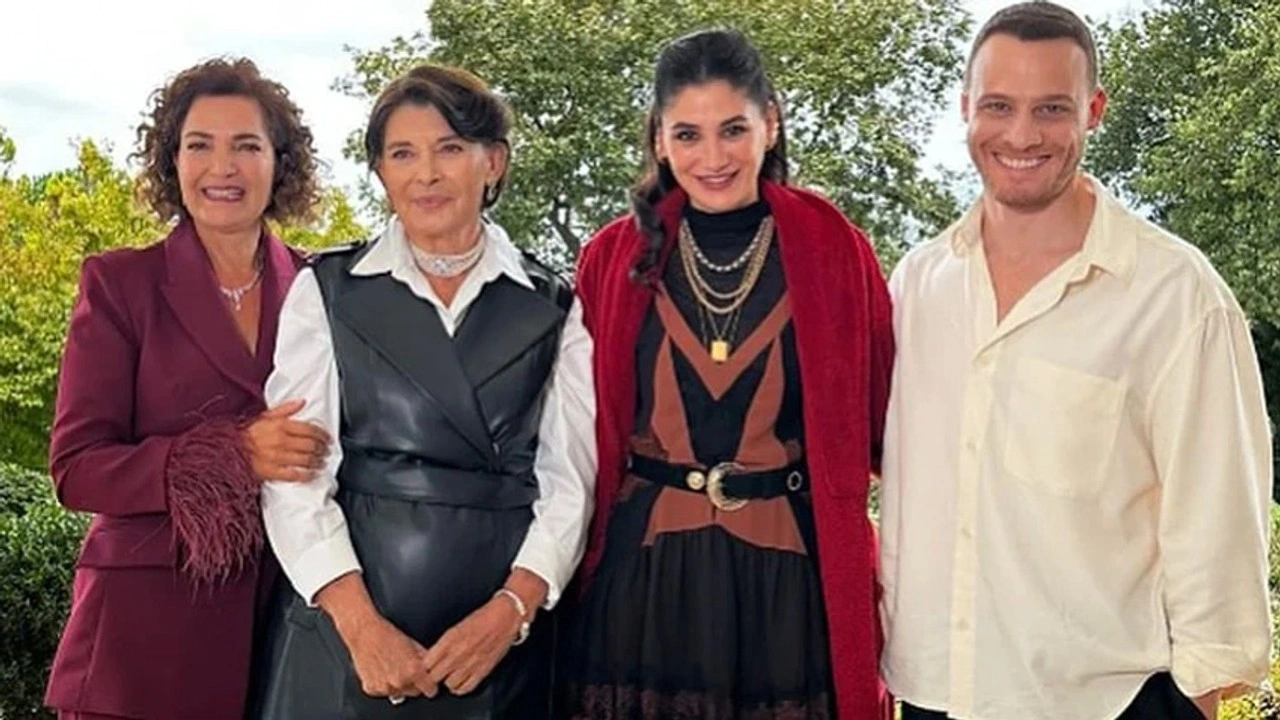 Ünlü oyuncu apar topar diziden çıkarıldı! O sözlerle isyan etti!