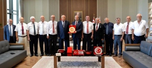 Cumhurbaşkanı Tatar, Türk Barış Kuvvetleri Gaziler Derneği  heyetini kabul etti