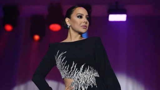 Ebru Gündeş boşanır boşanmaz bambaşka birine dönüştü