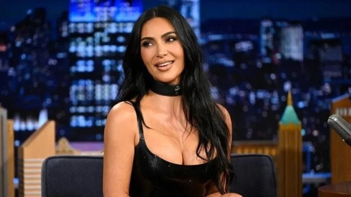 Kim Kardashian, 40 yaşından sonra mezun oldu, şimdi baro sınavlarına hazırlanıyor!