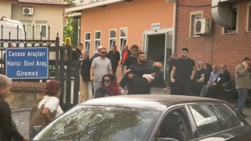 Sanatçı Güllü'nün kızı gasilhanede fenalaştı