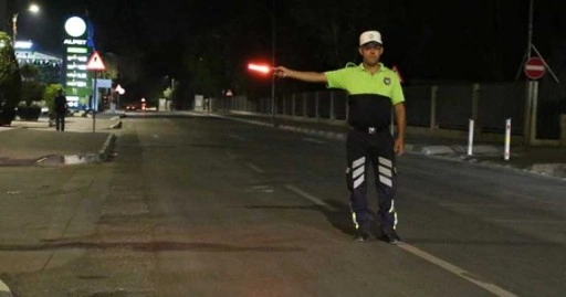 Ülke genelinde trafik denetimleri… 292 sürücü rapor, 12 araç trafikten men edildi