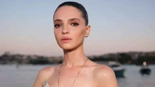 Ünlü oyuncu Şifanur Gül'e doğum gününde evlilik teklifi